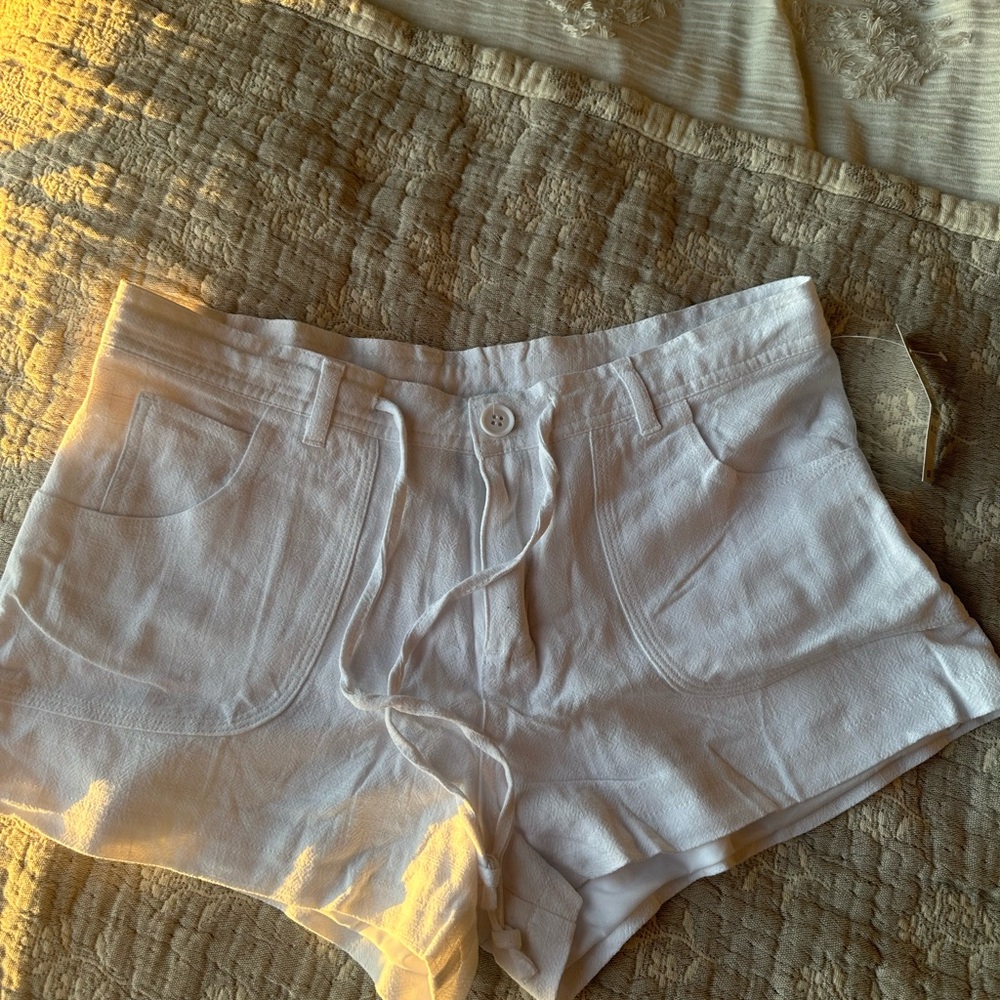 Pacsun Women's White Linen Shorts